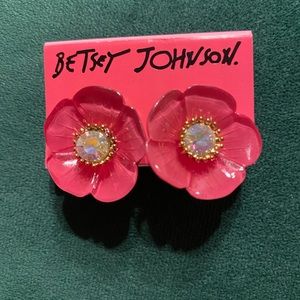 Betsey Johnson Pink Flower Stud Earrings 🌺